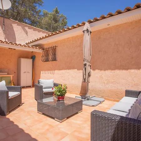 Maison - La Lieutenante *