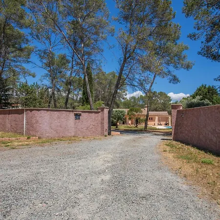 Maison - La Lieutenante * ピュジェ・シュル・アルジャン